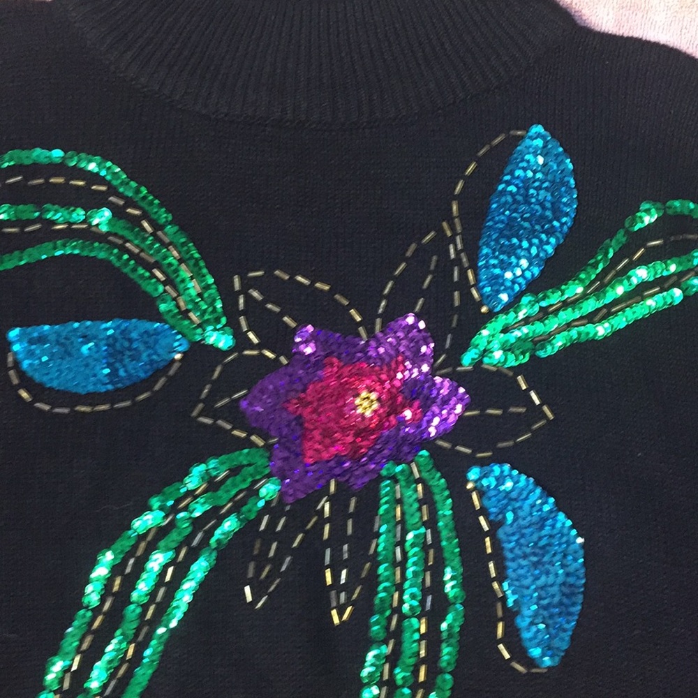 Sequinned crew neck knitted sweet - Picture 3 of 3